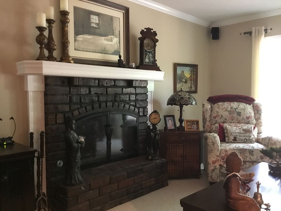 2nd image of 6601 Melody Ln