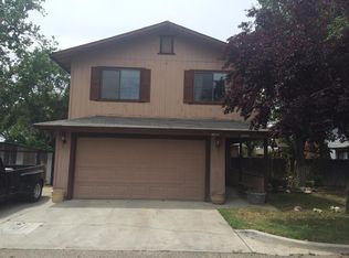 15 Greystone, Madera, CA 93637