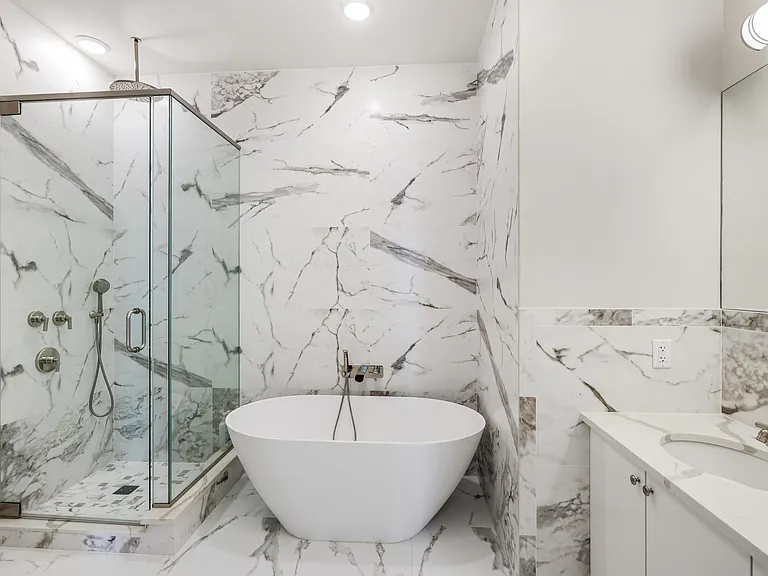 3 Somerset Ln #608 — Photo 8