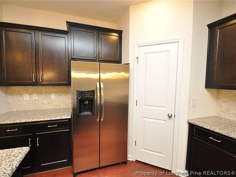 643 Briarcliff St — Photo 9