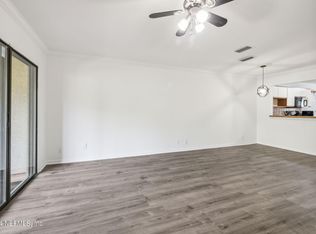 7701 Baymeadows Cir #1166, Jacksonville, FL 32256