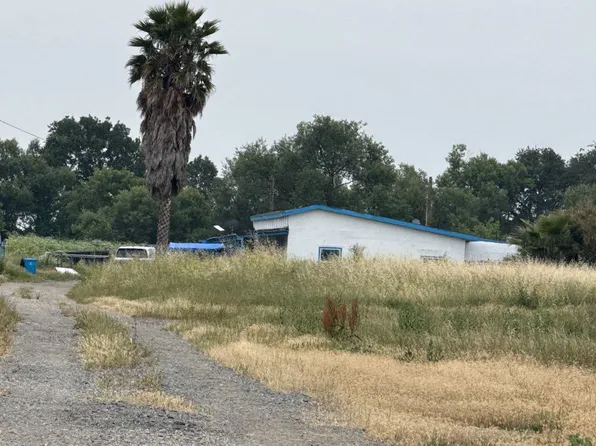 5880 Frye Ln, Hollister, CA 95023