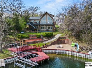 8862 Greenwood Rd, Plattsmouth, NE 68048