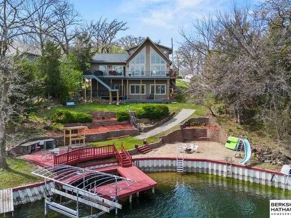 8862 Greenwood Rd, Plattsmouth, NE 68048