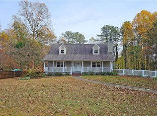 1501 Plunketts Rd, Buford, GA 30519