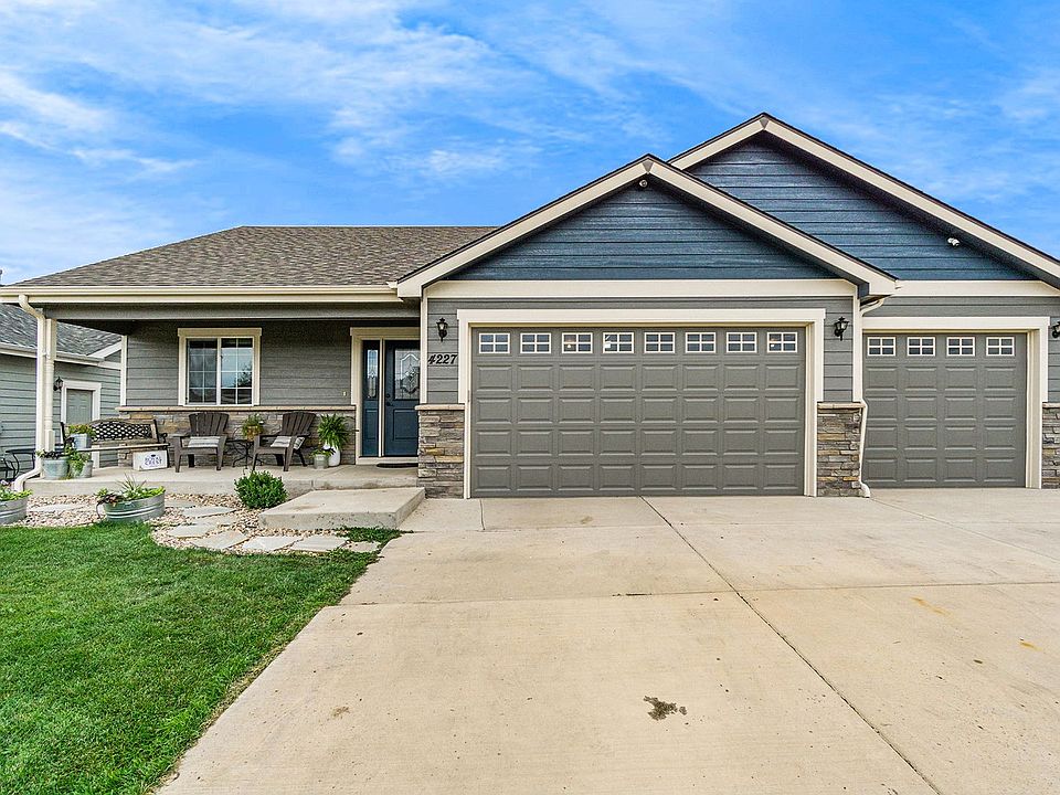 1st image of 4227 White Deer Ln