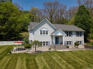 64 Secor Lane, Hopewell Junction, NY 12533