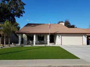 2378 N 11th Ave, Hanford, CA 93230