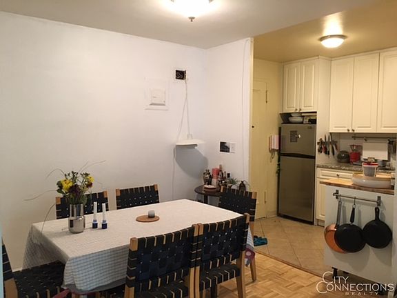 4th image of 19 Hamilton Ter APT 4C
