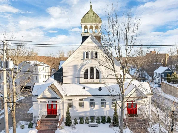 142 Main St #2, Amesbury, MA 01913