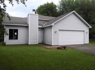 11010 Eagle St NW, Coon Rapids, MN 55433