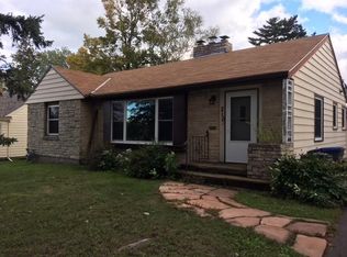 210 W College St, Duluth, MN 55812