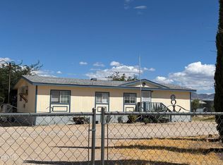 9927 Custer Ave, Lucerne Valley, CA 92356