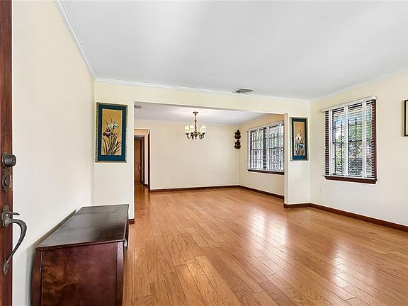 2nd image of 3601 Havana St