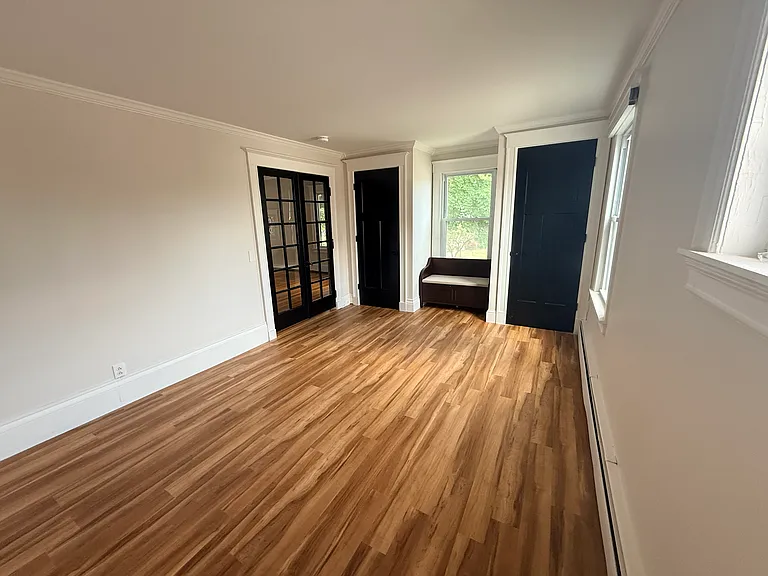 2nd floor bedroom