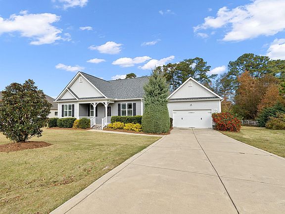 4th image of 131 Regal Pond Dr