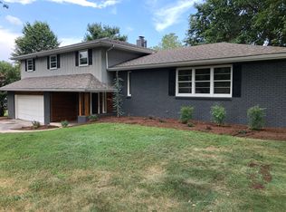 2128 S Bruce Ct, Springfield, MO 65804