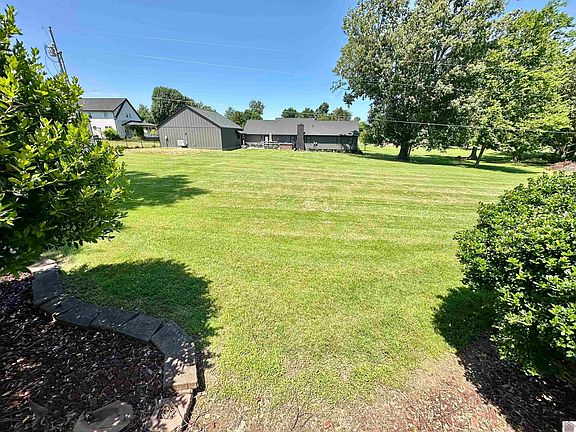 4th image of 81 Oak Shadow Ln