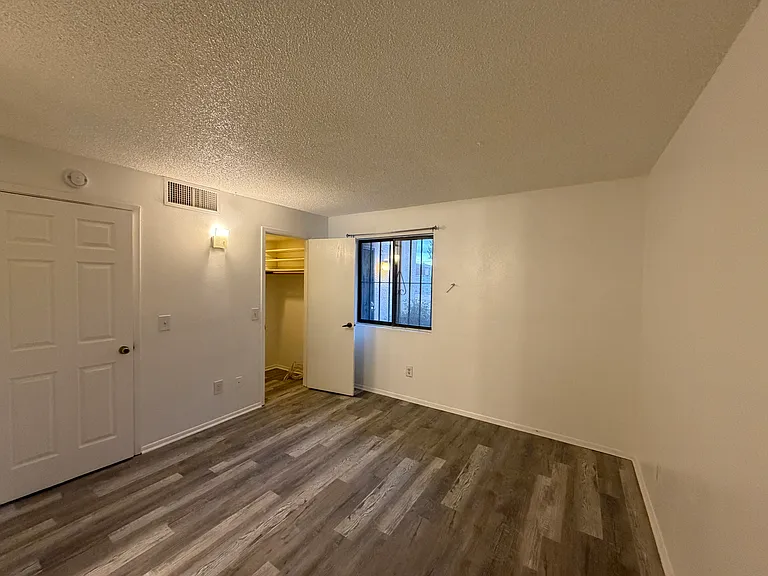 6625 E Golf Links Rd #2 — Photo 10