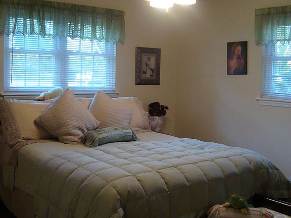 Main Level Bedroom 1