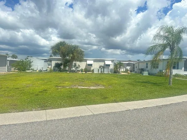 5881 Sunflower Rd #310, Venice, FL 34293