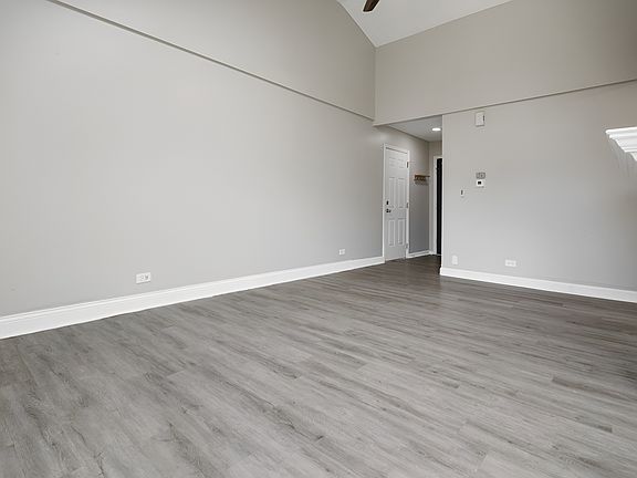 5th image of 3261 Bremerton Ln