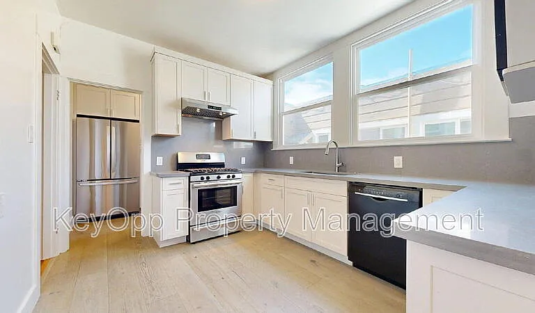 769 18th Ave — Photo 14