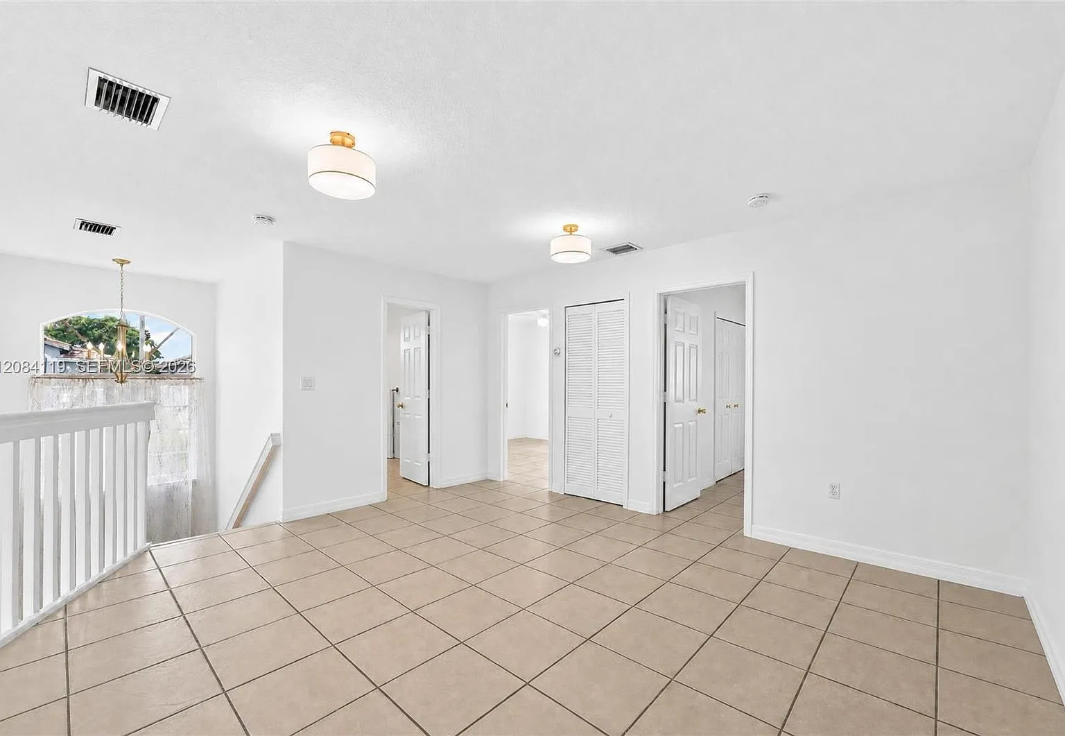4 bed, 2658 sqft, $4,000 — Photo 4