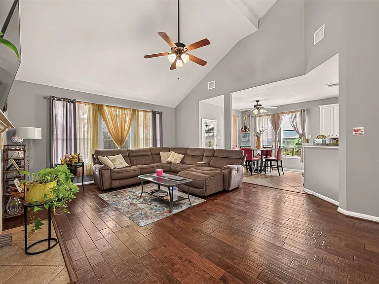 8910 Aberdeen Park Dr — Photo 10