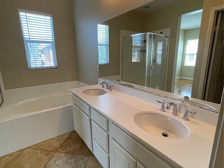 15996 Moonflower Ave — Photo 18