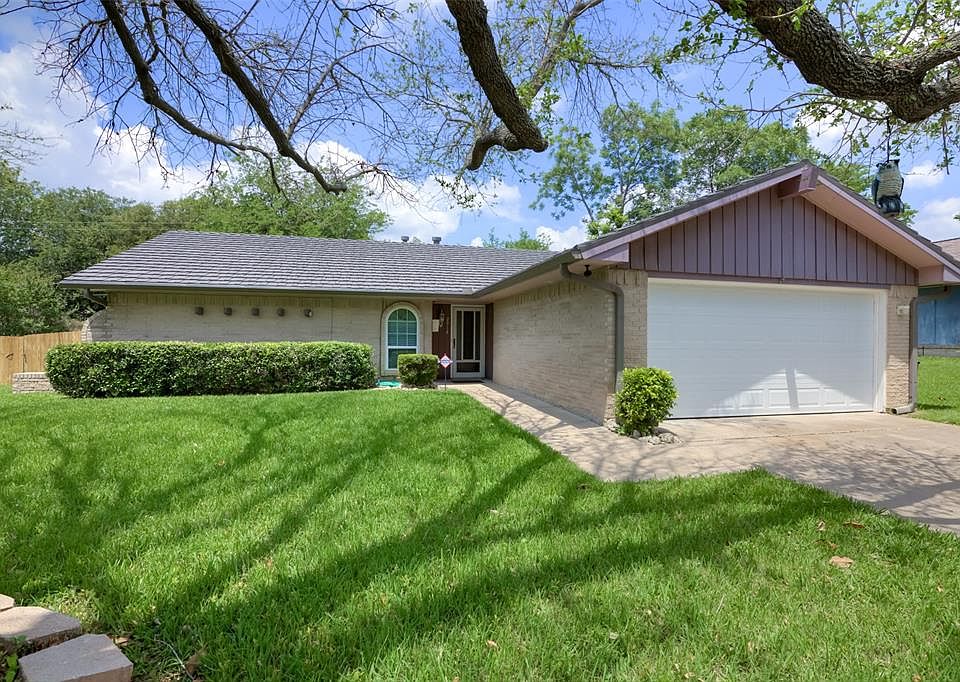 1st image of 2912 Cortez Dr
