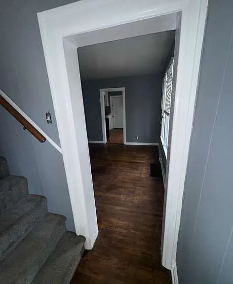 411 N Mulberry St — Photo 5
