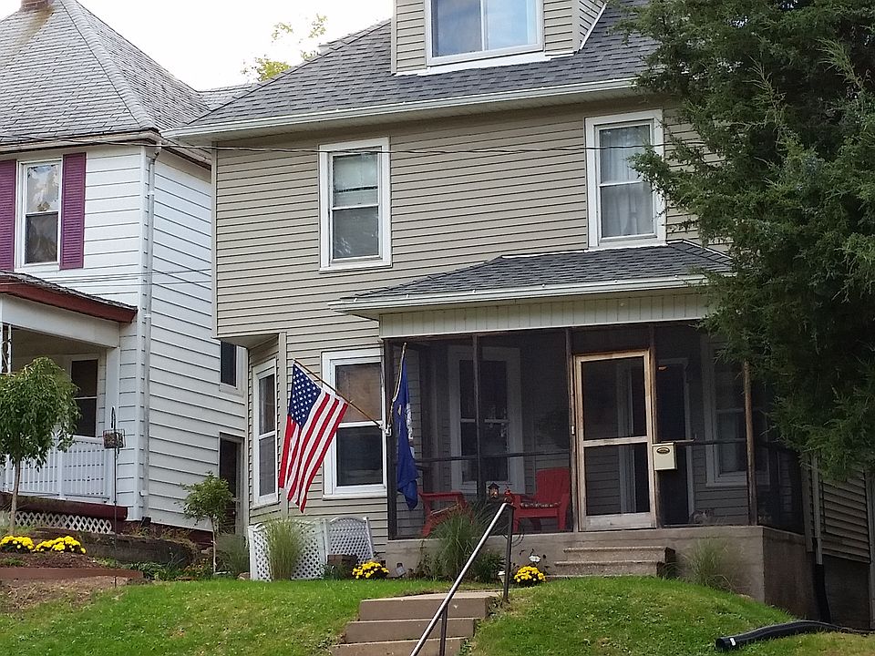Screened Front Porch