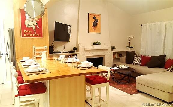 2nd image of 20 NE 49th St #0