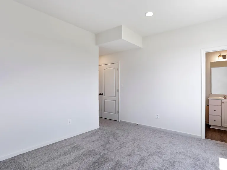 18 Clifton Mnr — Photo 23