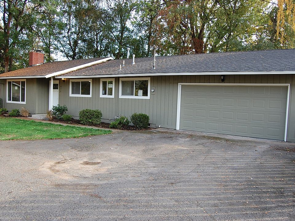 1st image of 670 NW Connell Ave