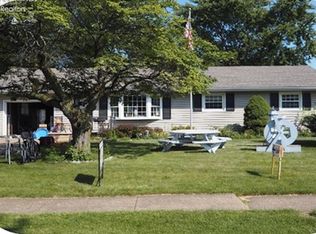 1103 Columbia Ave, Port Clinton, OH 43452