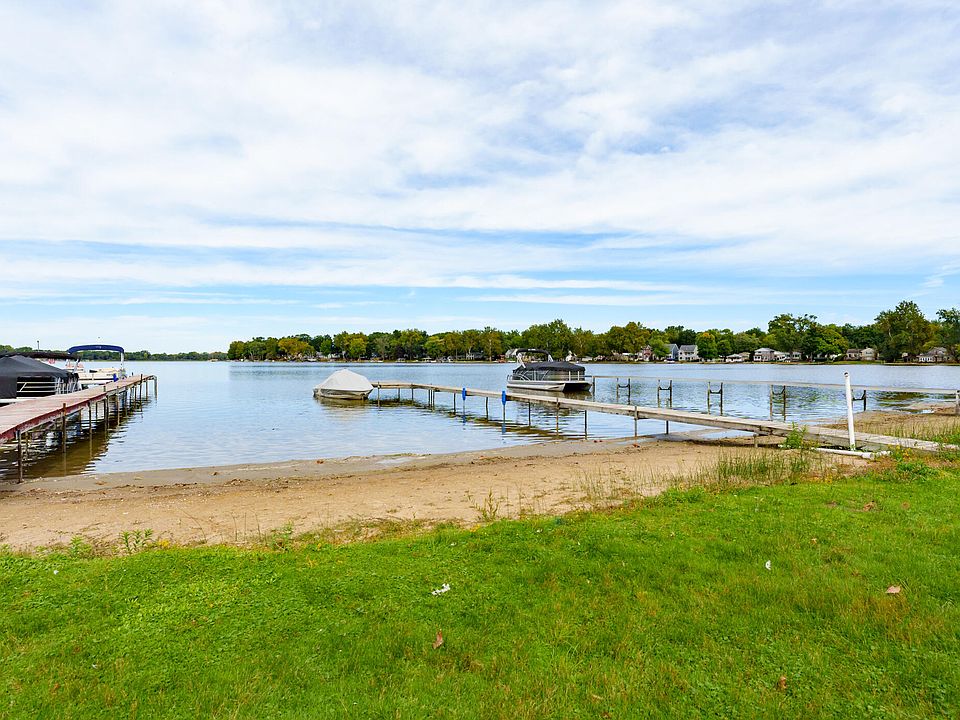 5097 S Long Lake Dr, Portage, MI 49002 Zillow