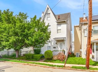 59 Railroad Ave, Phillipsburg, NJ 08865