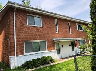 101 Deborah Ln, Wheeling, IL 60090