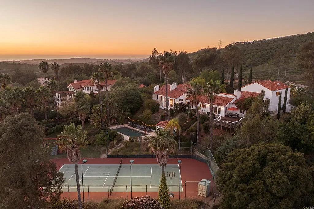 15 bed, 10372 sqft, $50,000 — Photo 1