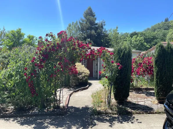 203 Laws Ave, Ukiah, CA 95482