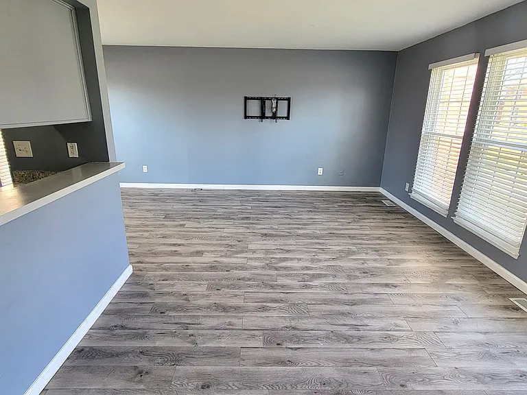 35270 Terrybrook Dr — Photo 4