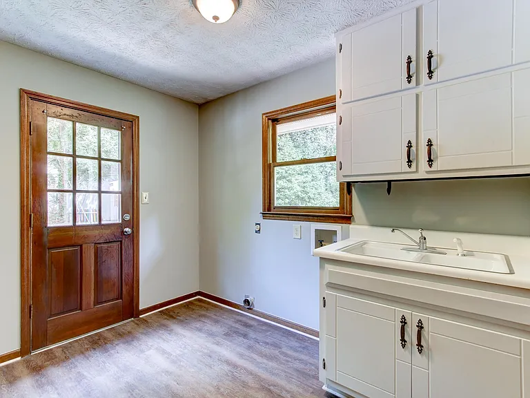 130 Aspen Way — Photo 18