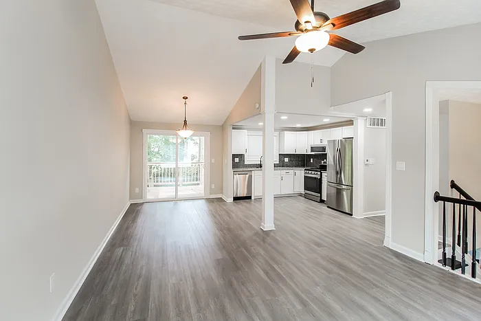6158 Raintree Bnd — Photo 3