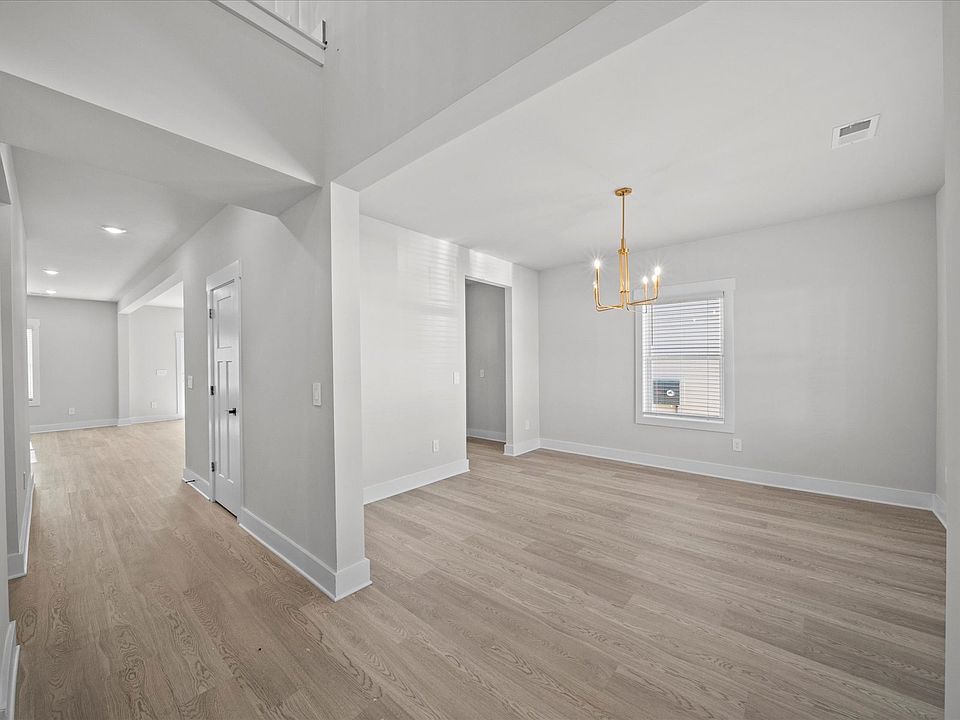 Welcome to the Bloomington floorplan at Cedar Shoals - Signature Collection.