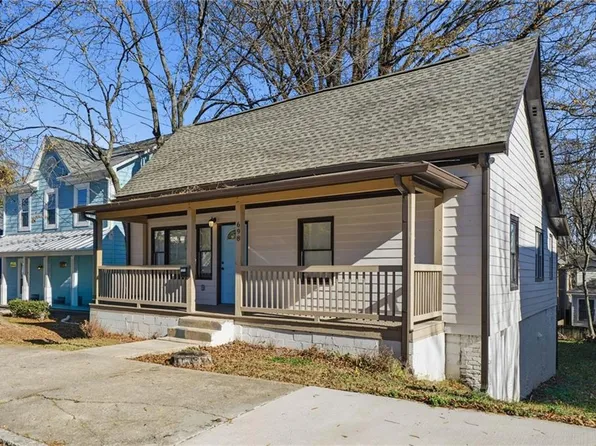 698 Garibaldi St SW, Atlanta, GA 30310