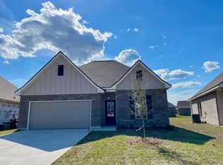 138 Hydrangea Blvd, Freeport, FL 32439