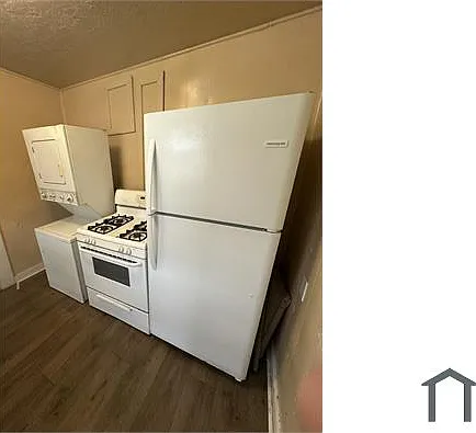 3517 Delano St — Photo 8