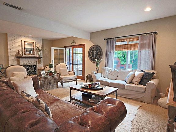 5th image of 2820 Conbar Ct